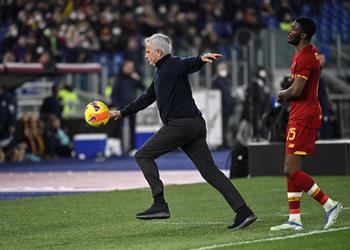 رسمي ا إيقاف وتغريم مورينيو بعد أحداث مباراة روما وهيلاس فيرونا