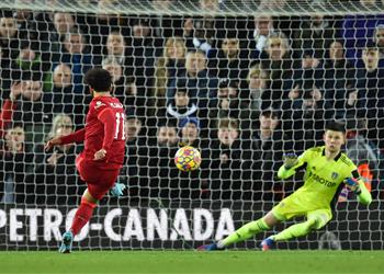 محمد صلاح يتفوق على لاعبي الدوري الإنجليزي بتألقه أمام ليدز