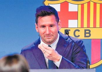 نجل مارادونا ميسي قد يعود إلى برشلونة ووالدي أفضل منه