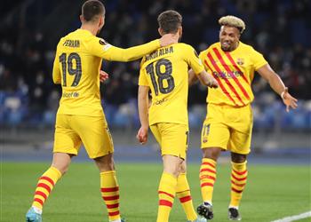 فيديو في 5 دقائق ألبا ودي يونج يسجلان هدفين لـ برشلونة ضد نابولي