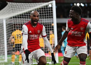 فيديو بالنيران الصديقة آرسنال يقلب الطاولة بفوز مثير أمام ولفرهامبتون في الدوري الإنجليزي