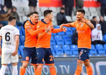 تشكيل باشاك شهير أمام فاتح كاراجومروك في الدوري التركي تريزيجيه أساسي ا