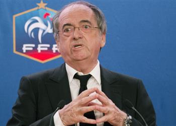 رئيس الاتحاد الفرنسي يؤيد استبعاد روسيا من مونديال قطر 2022