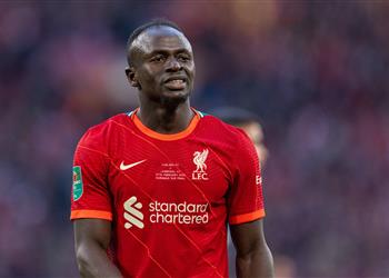 ماني يترك ملعب مباراة ليفربول وتشيلسي غاضب ا بعد قرار استبداله