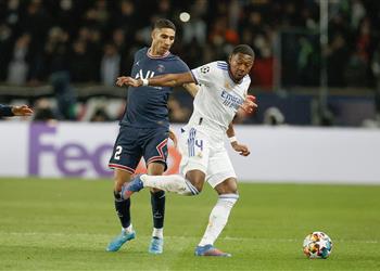 شكوك حول لحاق ألابا بمباراة ريال مدريد وباريس سان جيرمان في دوري أبطال أوروبا