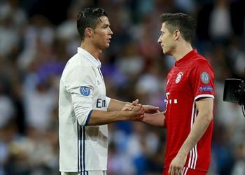 ليفاندوفسكي من الصعب أن يحقق ميسي أرقام رونالدو في نفس العمر