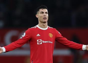 رونالدو ينتظر قرار مانشستر يونايتد قبل حسم مستقبله نهائي ا