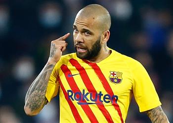 ألفيس عن استبعاده من قائمة برشلونة للدوري الأوروبي تشافي يعرف ما أفكر فيه