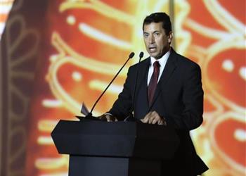 وزير الرياضة يكشف ماذا قال له إيتو بعد فوز مصر على الكاميرون