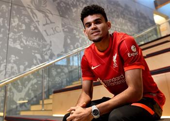 كلوب يعلق على إمكانية مشاركة لويس دياز في مباراة ليفربول وكارديف