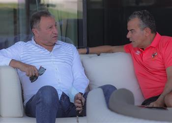 فيديو الخطيب يصل الإمارات قبل مباراة الأهلي ومونتيري في كأس العالم للأندية