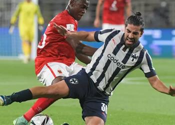 مدرب بالميراس يحضر مباراة الأهلي ومونتيري استعداد ا لمواجهة نصف نهائي كأس العالم للأندية