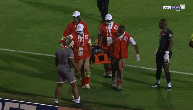 اصابة قوية لحارس بوركينا فاسو امام الكاميرون بكاس امم افريقيا