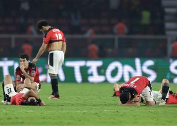 أستون فيلا يدعم تريزيجيه بعد خسارة منتخب مصر في نهائي أمم إفريقيا