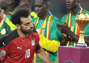 كاراجر ينتقد ترتيب محمد صلاح في ركلات جزاء مصر والسنغال
