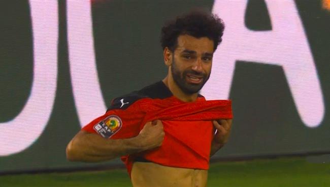 بكاء محمد صلاح بعد مباراة مصر والسنغال بنهائي كأس امم افريقيا