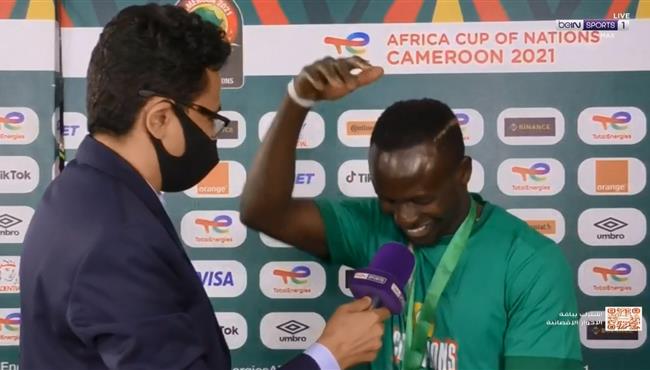 ماني يرقص ويكشف ما قاله لمحمد صلاح بعد مباراة مصر والسنغال بنهائي كأس امم افريقيا