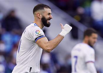 بنزيما يضع ريال مدريد في ورطة قبل مواجهة باريس سان جيرمان