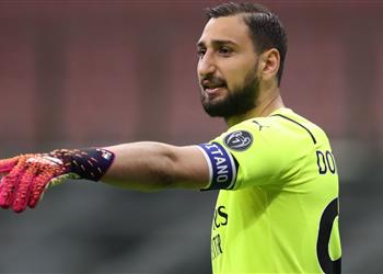 دوناروما يعلن سبب رحيله عن ميلان ويؤكد مواجهة رونالدو لن تخيف إيطاليا في تصفيات كأس العالم