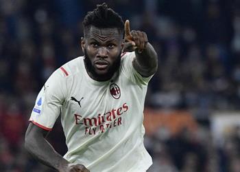 برشلونة يتخذ قرار ا بشأن مفاوضاته مع كيسي