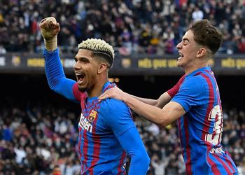 بعد اهتمام ليفربول وتشيلسي سبورت تكشف موقف جافي وأروخو من التجديد لـ برشلونة