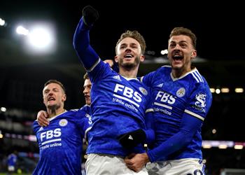 فيديو ليستر سيتي يعبر بيرنلي بثنائية شاقة في الدوري الإنجليزي