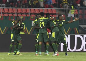 بامبا ديانج ماني لاعب استثنائي وآمل أن يترك ليفربول وينضم للدوري الفرنسي