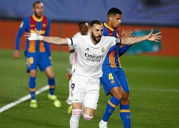 ثنائي برشلونة يهددان تشافي قبل مباراة الكلاسيكو أمام ريال مدريد