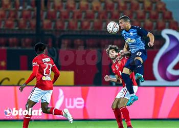 قناة الأهلي تعلن غياب محمد هاني عن مباراة صن داونز وتكشف بديله