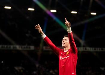 فيديو هاتريك رونالدو يسجل هدف مانشستر يونايتد الثالث أمام توتنهام