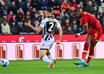 فيديو روما يخطف تعادلا من أودينيزي في الـ 90 بالدوري الإيطالي