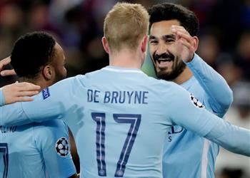 ديلي ستار لاعب مانشستر سيتي يتجاهل برشلونة ويرفض الرحيل