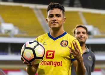 أزولاو هداف دوري أبطال إفريقيا لـ بطولات سعداء بالتأهل ونرغب في الفوز على الزمالك