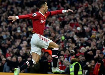 جاري نيفيل لن أتفاجأ إذا لم يعتزل رونالدو في مانشستر يونايتد