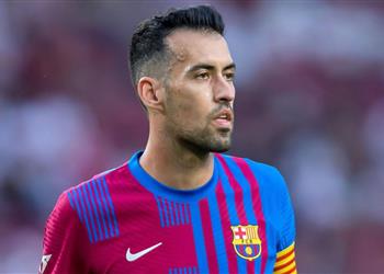 برشلونة يحدد بديلا لـ بوسكيتس من الدوري الإنجليزي ووكيل رونالدو يسهل المفاوضات