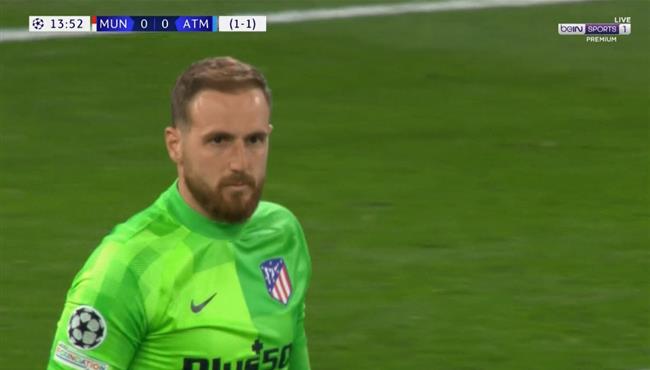 تصدي اوبلاك يحرم مانشستر يونايتد من هدف محقق امام اتلتيكو مدريد
