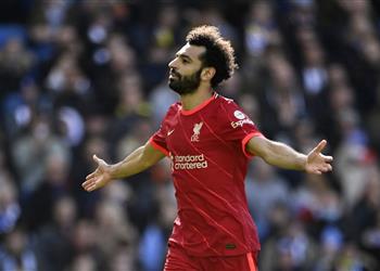 كلوب يدافع عن التزام محمد صلاح رغم غموض مستقبله مع ليفربول