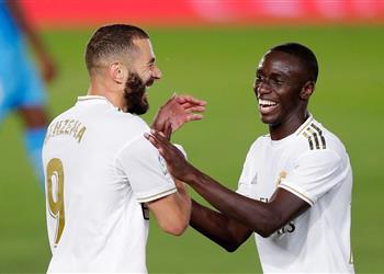 كوبيه توضح موقف بنزيما وميندي ورودريجو من مباراة الكلاسيكو