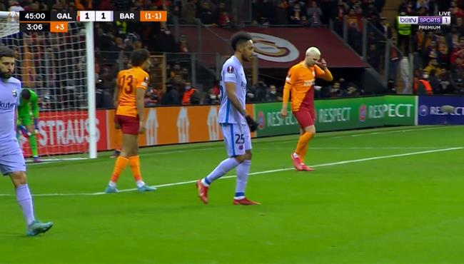 العارضة تحرم اوباميانج من هدف محقق امام جالطة سراي