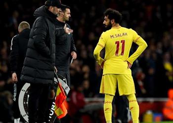 كلوب ي ثير القلق حول إصابة جديدة لـ محمد صلاح بعد مباراة ليفربول وآرسنال