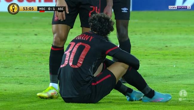 اصابة محمد هاني وخروجه في مباراة الاهلي والمريخ بدوري ابطال افريقيا