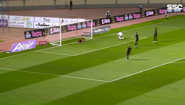 اهداف مباراة الشباب والطائي 2 2 الدوري السعودي