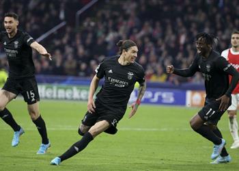لاعب مانشستر سيتي السابق يحذر ليفربول من مهاجم بنفيكا