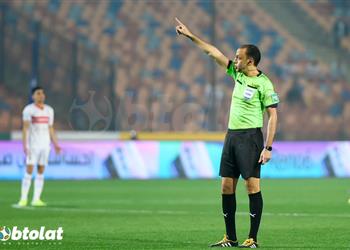 فيديو قرار الحنفي يثير الجدل في مباراة الزمالك وفيوتشر بسبب الفار