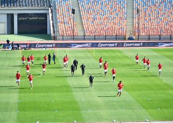 منتخب مصر يخوض مران ا واحد ا في استاد القاهرة قبل مباراة السنغال