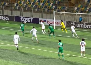 فيديو بالنيران الصديقة عمر جابر يسجل هدف أهلي طرابلس الأول بالخطأ في مرمى بيراميدز