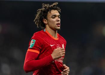 تفاؤل حذر في ليفربول بشأن حالة أرنولد