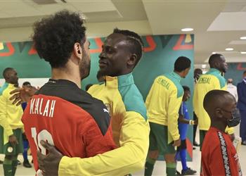 ساديو ماني يصل إلى المغرب استعداد ا لمواجهة منتخب مصر
