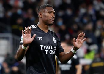 بعد رباعية برشلونة ألابا يعتذر ويقدم وعد ا لجماهير ريال مدريد