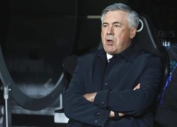 جماهير ريال مدريد تختار بديل أنشيلوتي وتطالب بتعيينه بعد رباعية برشلونة